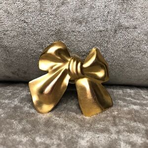 Vintage NONY New York large bow gold button cover 2 1/2